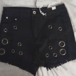 Gogo Jeans Women's Black silver Rivet Distressed Short Shorts Sz 7 Nwt